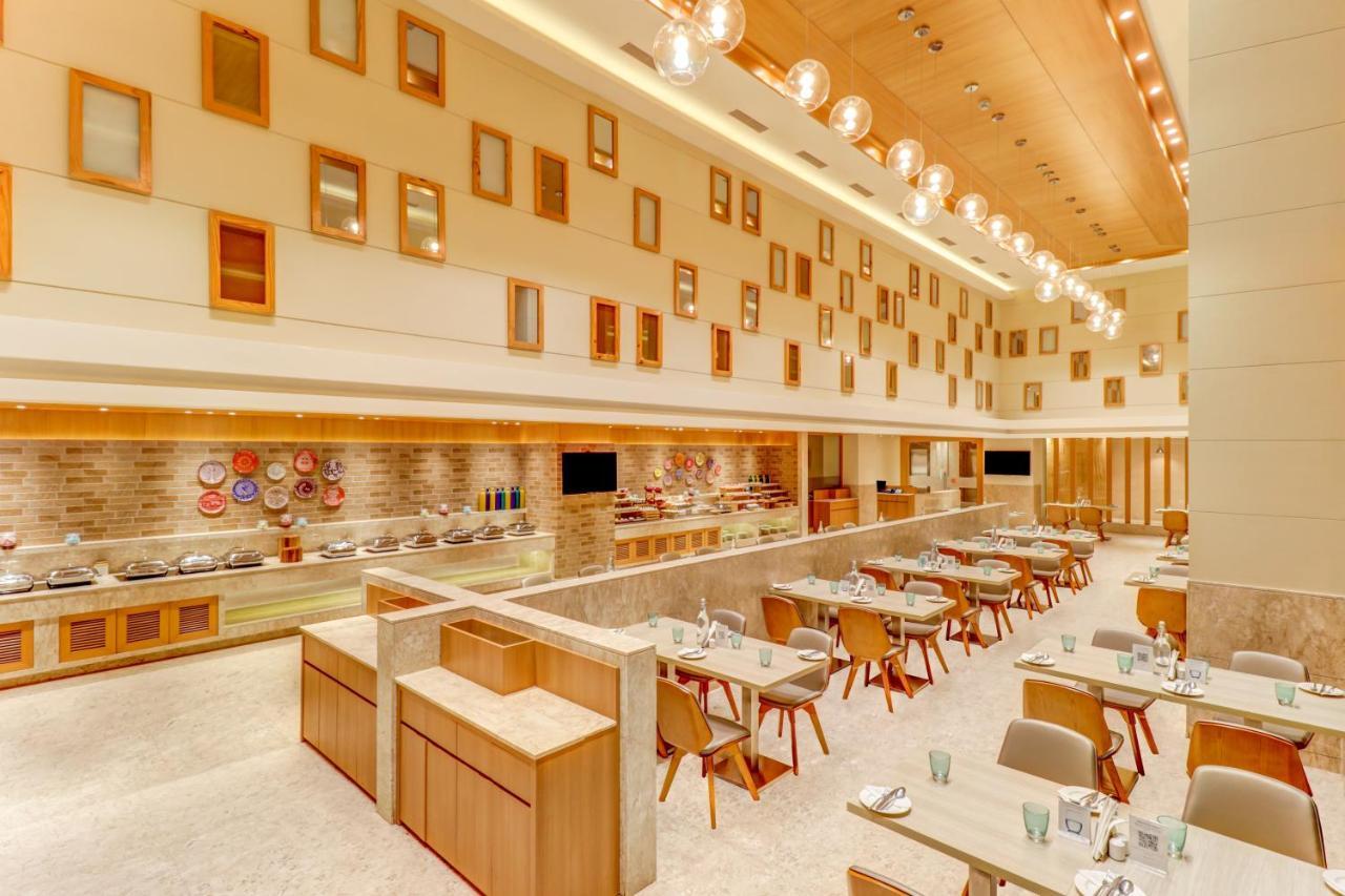 Lemon Tree Premier, Bhubaneswar Hotel ภายนอก รูปภาพ