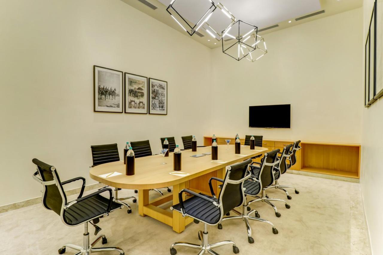 Lemon Tree Premier, Bhubaneswar Hotel ภายนอก รูปภาพ