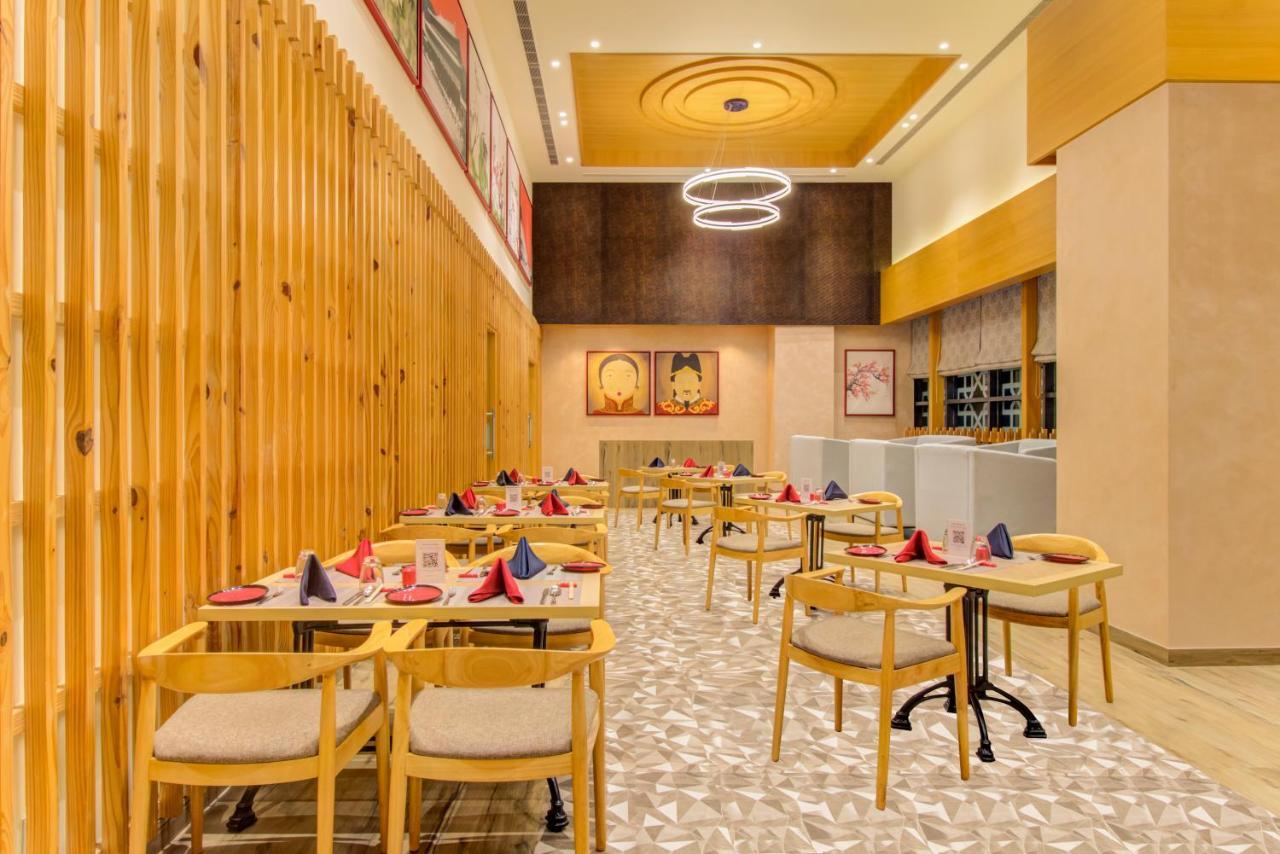 Lemon Tree Premier, Bhubaneswar Hotel ภายนอก รูปภาพ